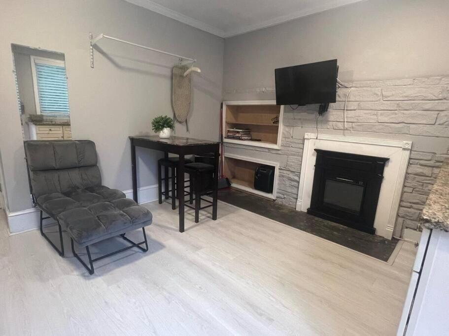 Chic Atl Studio - 5 Mins Walk Emory Cdc Atlanta Bagian luar foto